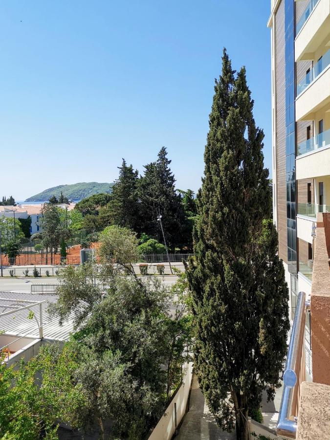 Hotel Suzana Budva Eksteriør billede
