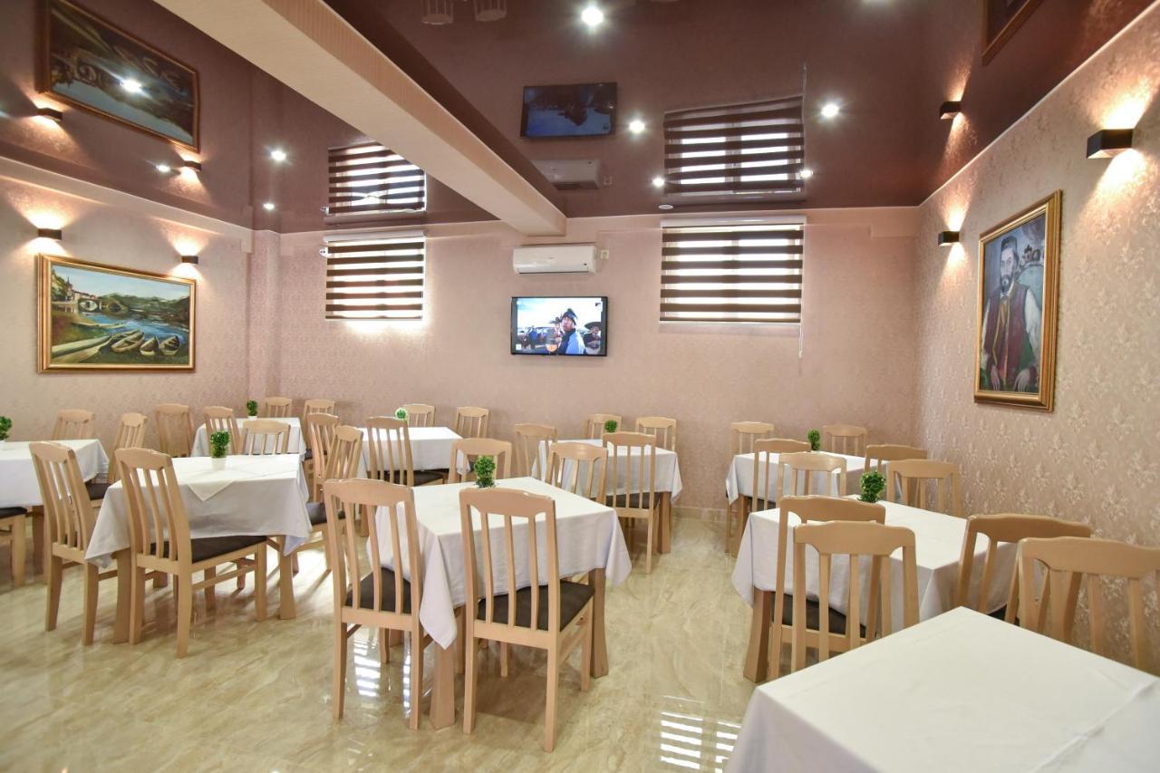 Hotel Suzana Budva Eksteriør billede