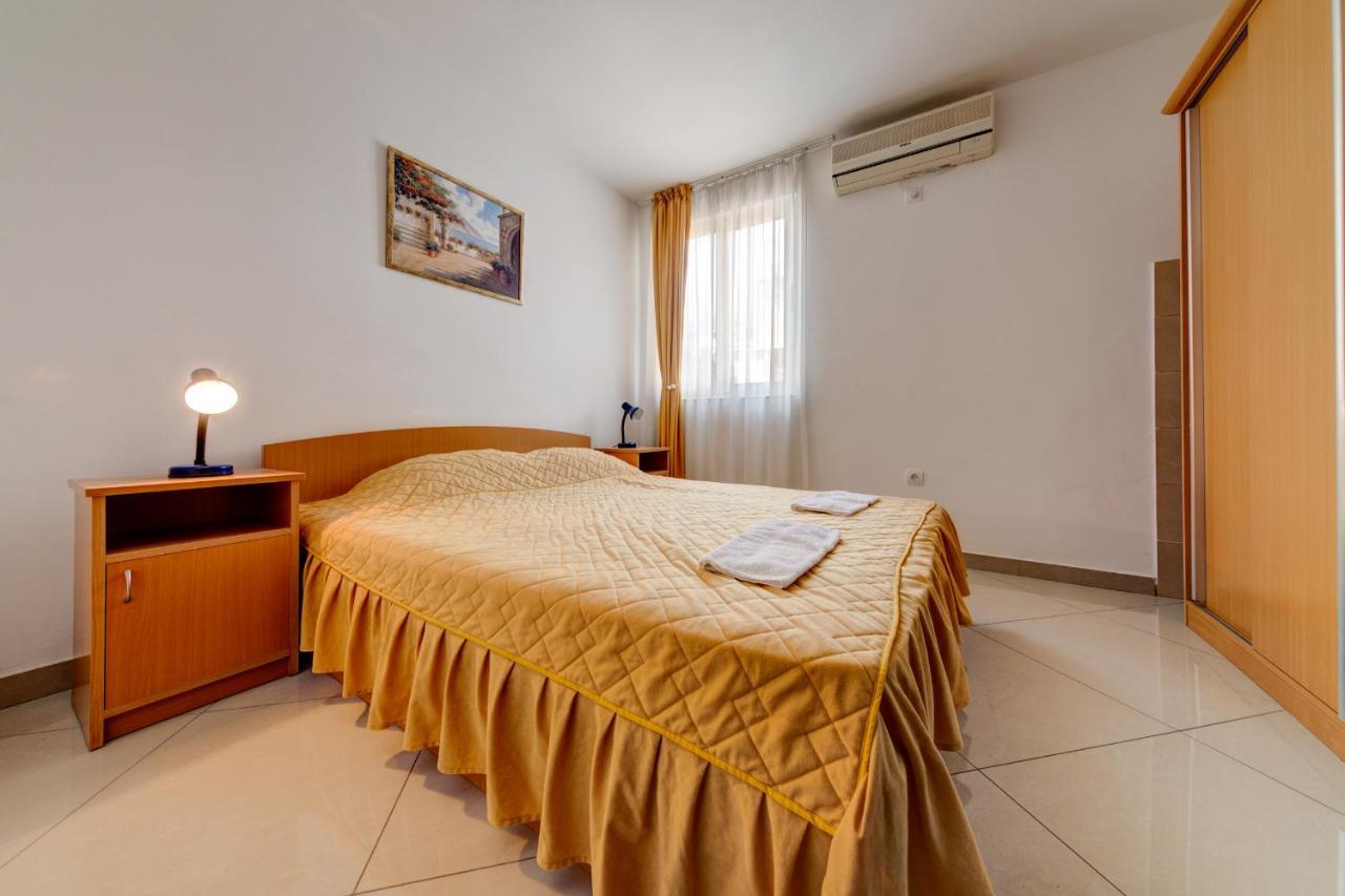 Hotel Suzana Budva Værelse billede