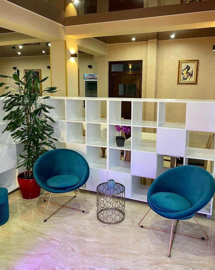 Hotel Suzana Budva Eksteriør billede